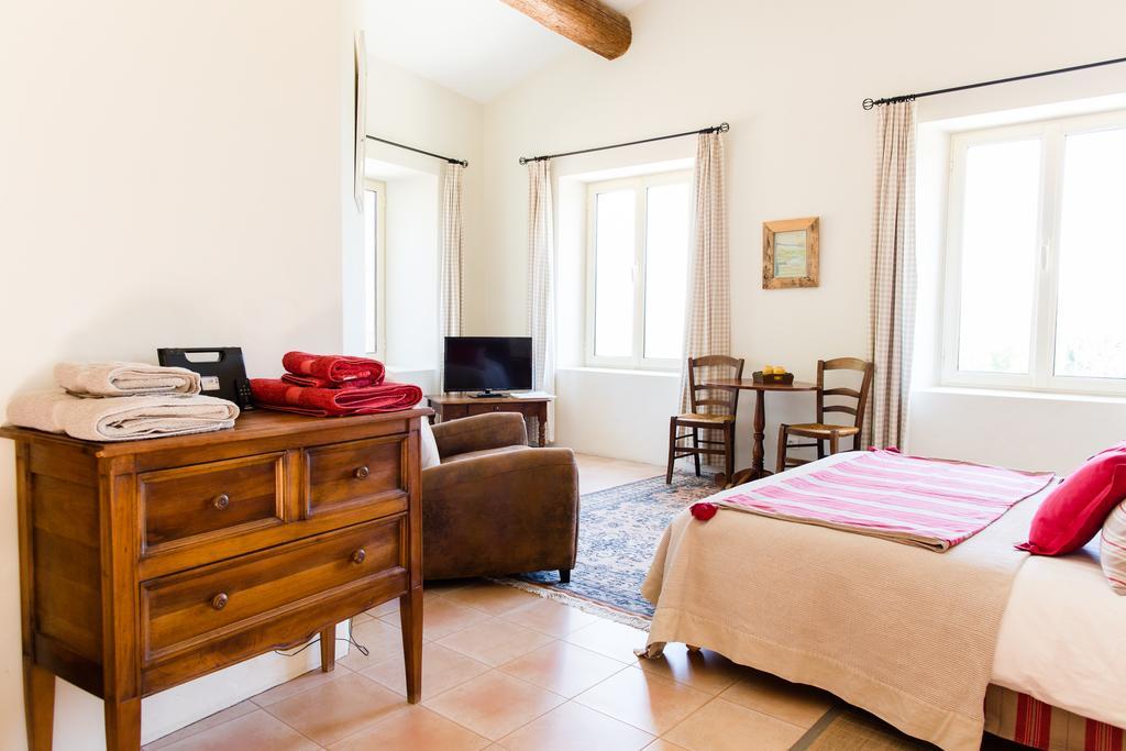 Le Mas Del Sol Bed & Breakfast Боноа Екстериор снимка